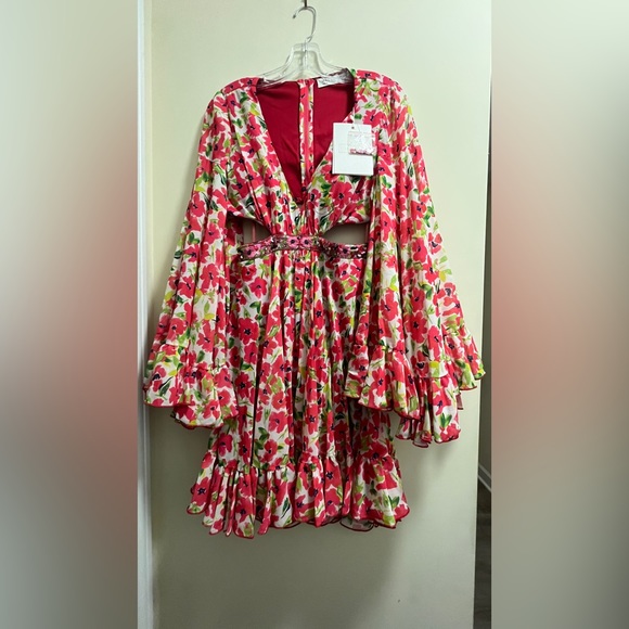 MAC DUGFAL FLORAL CUT OUT V NECK BELL SLEEVE MINI DRESS - Picture 9 of 9